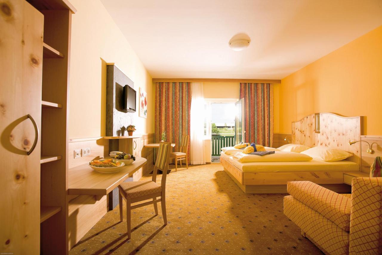 Thermenhotel Puchasplus シュテガースバッハ エクステリア 写真
