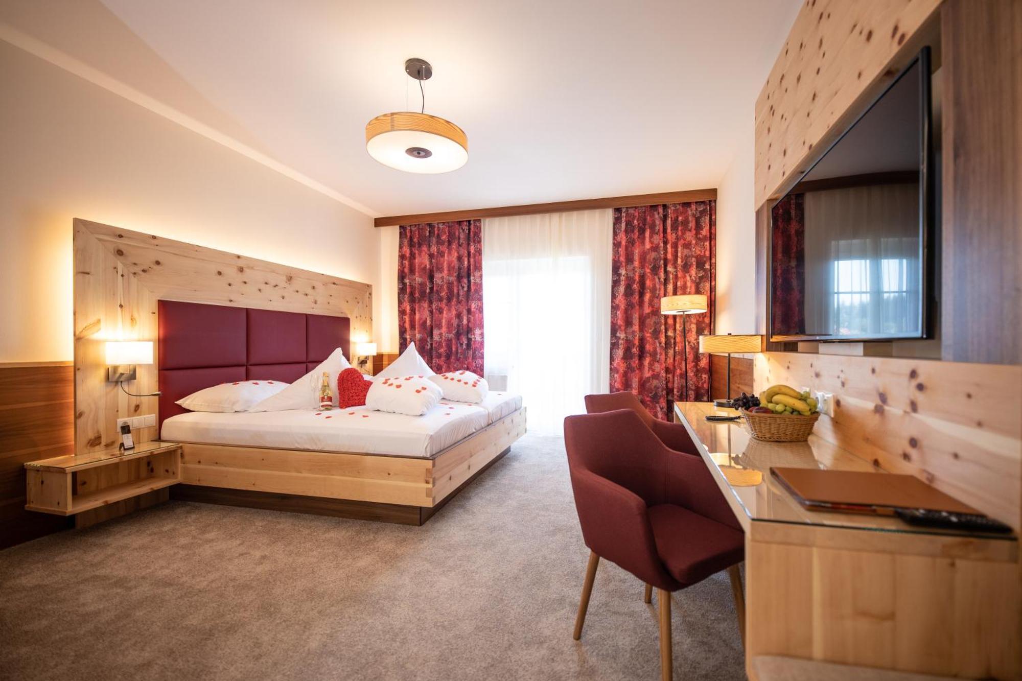 Thermenhotel Puchasplus シュテガースバッハ エクステリア 写真