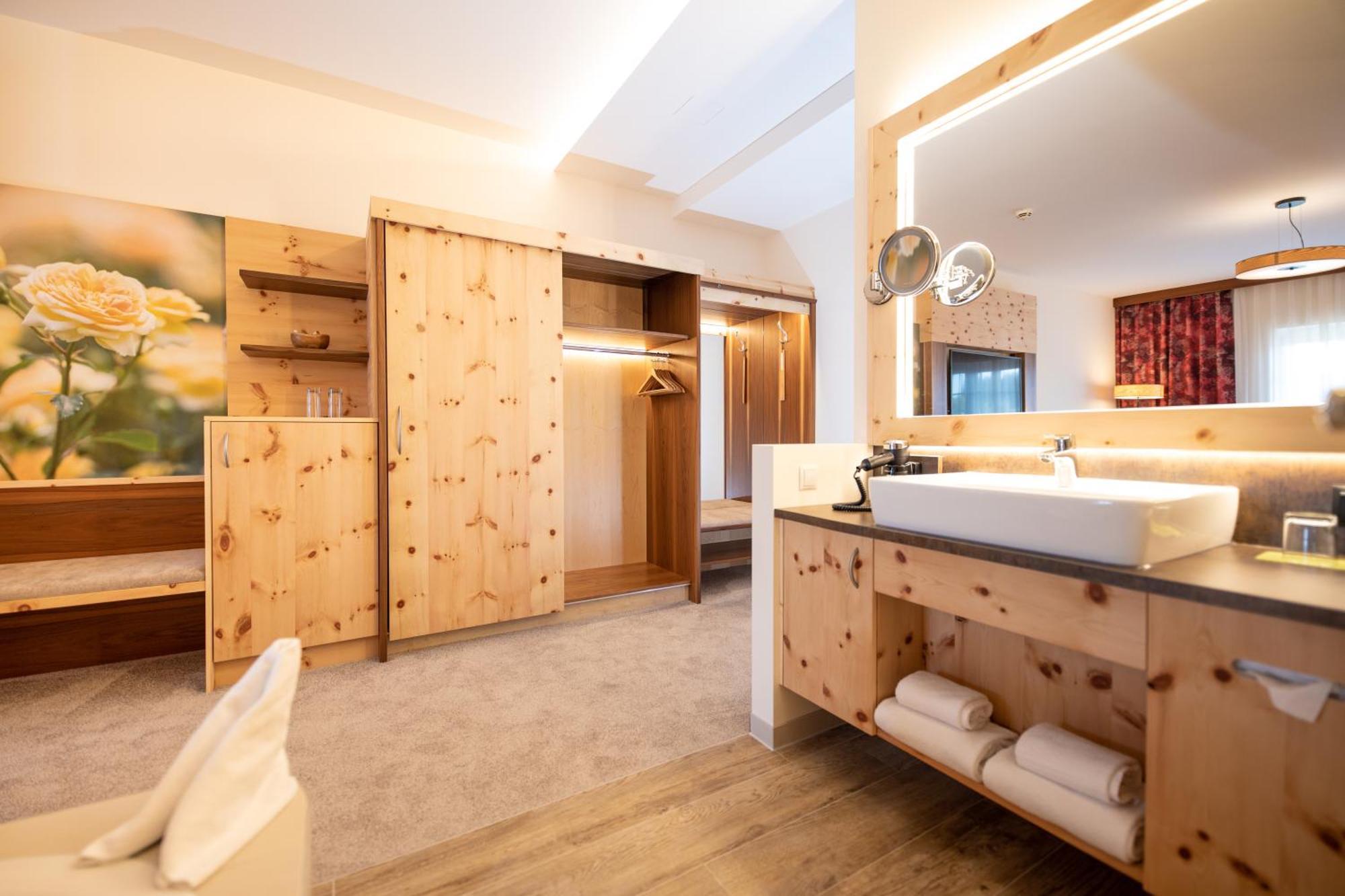 Thermenhotel Puchasplus シュテガースバッハ エクステリア 写真